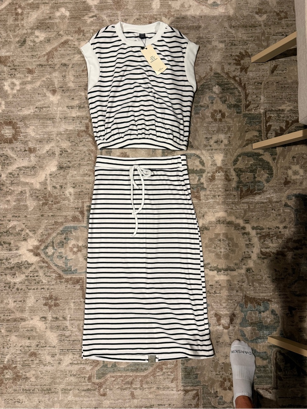 NWT Black White Striped Ribbed Knit Midi Skirt Top Set Size Small